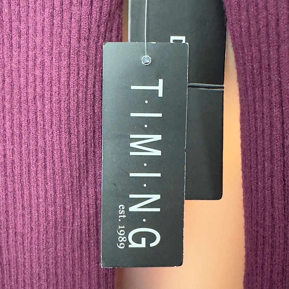 Timing Plum Ribbed Knit Top - Picture 2 of 3